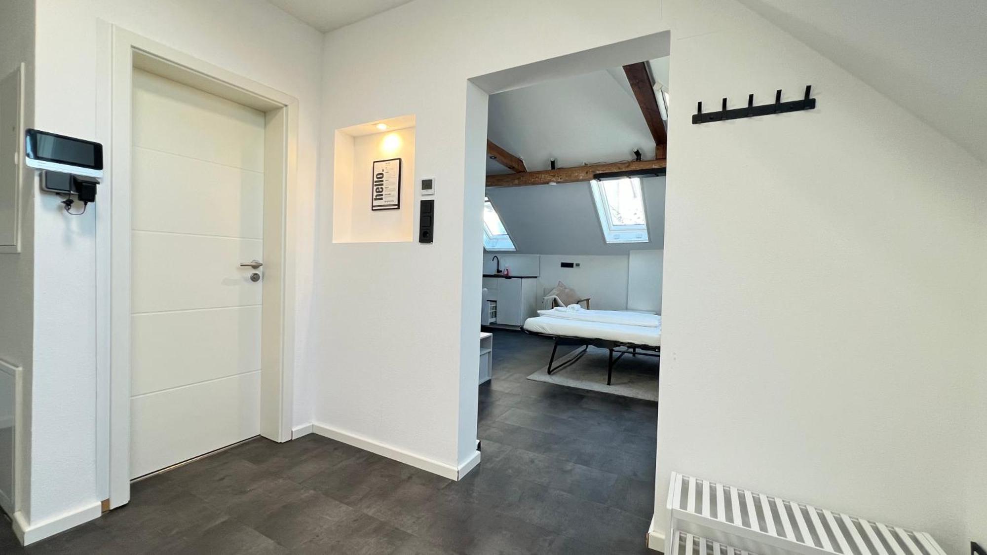 Ludwigshome - Zentrale Lage, Luxusbad, Workspace, Klima Ludwigsburg Bagian luar foto